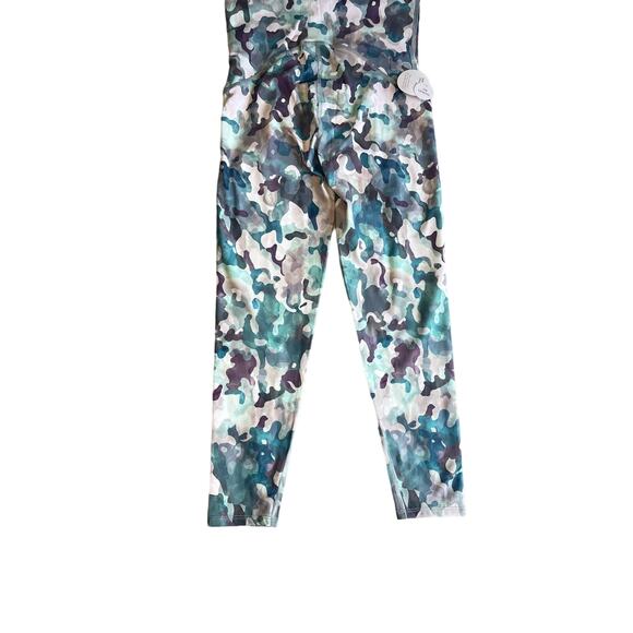 SPANX Booty Boost Active Painted Camo Pink Multi Active Printed ⅞ leggings NWT - Picture 3 of 10